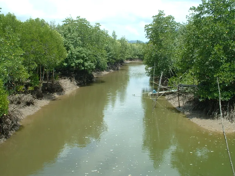 Namorzyny i wioska Thung Yee Pheng