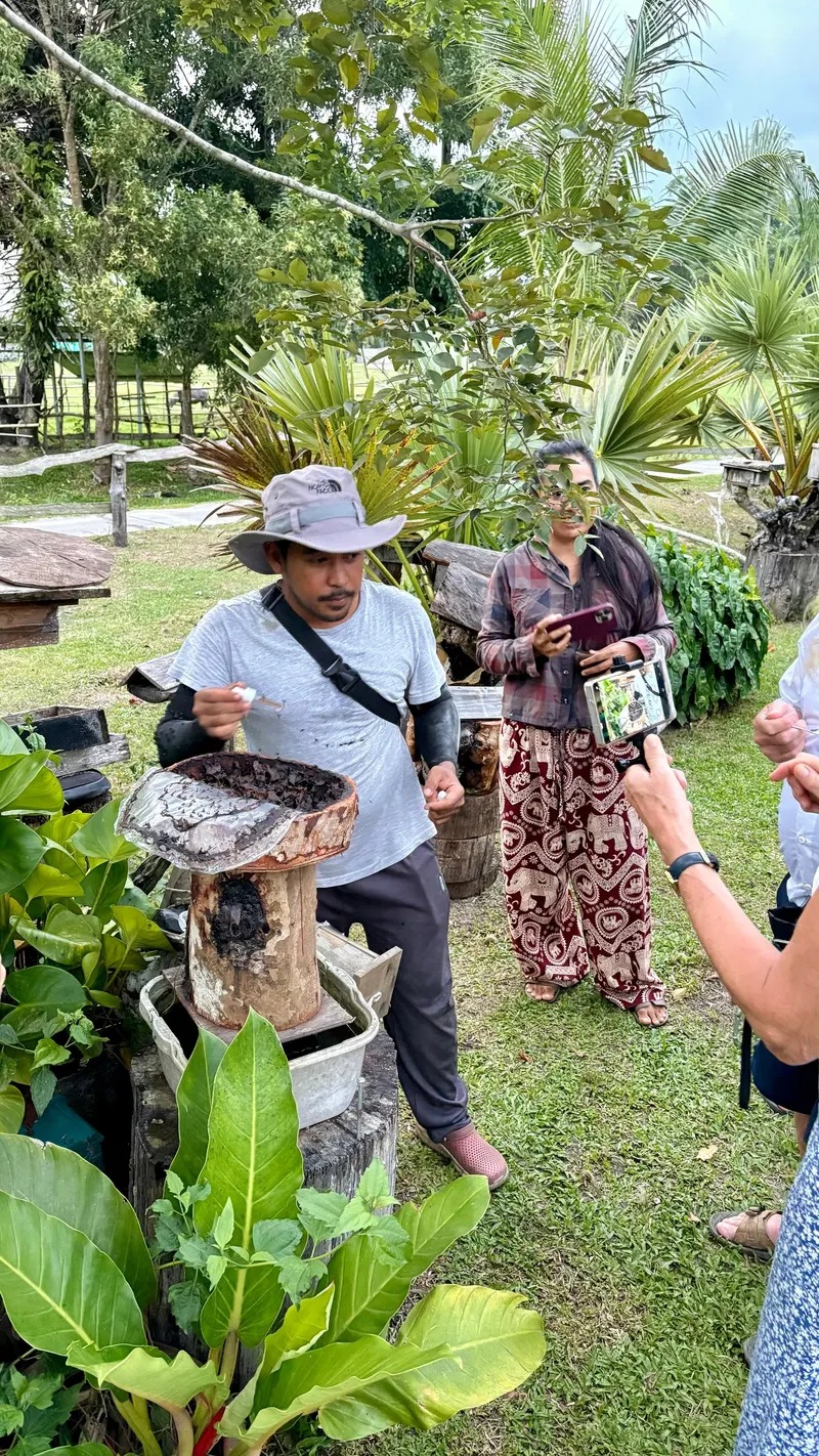 Serce Krabi Wieś Tajska na wyspie — Tajlandia
