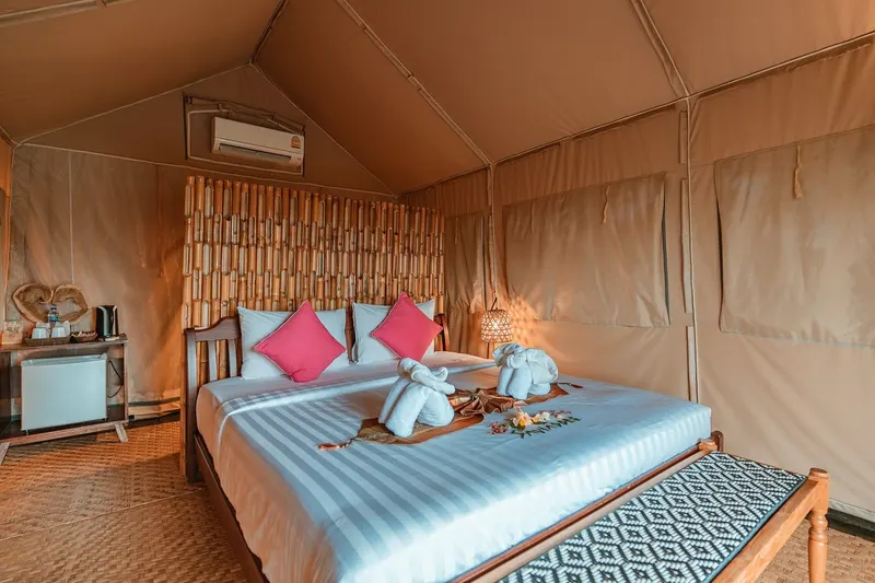 Khao Sok Camp — Tajlandia
